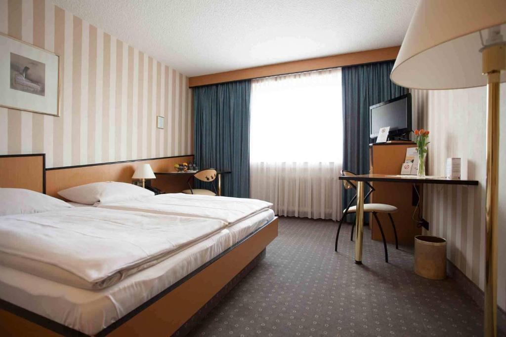 Pp- Hotel Grefrather Hof Rum bild